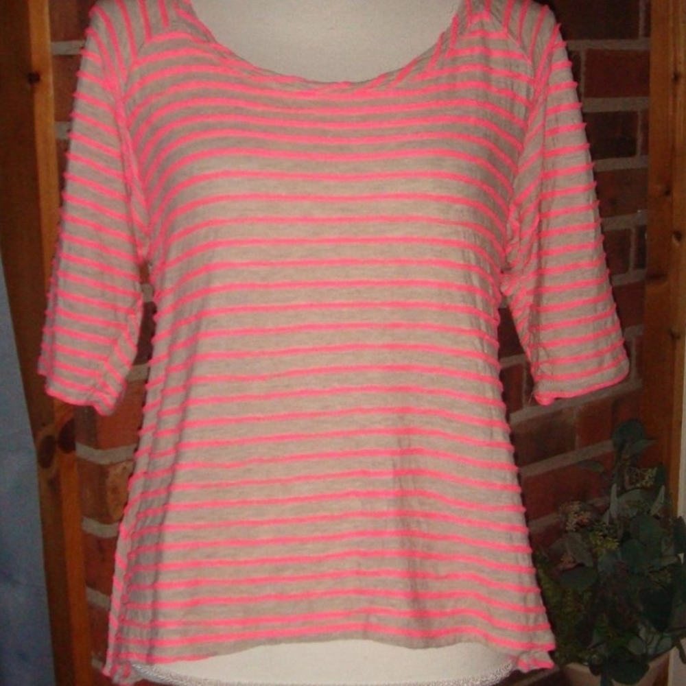 Vanity Hot Pink Striped Grey 3/4 Sleeve Open Back Shirt